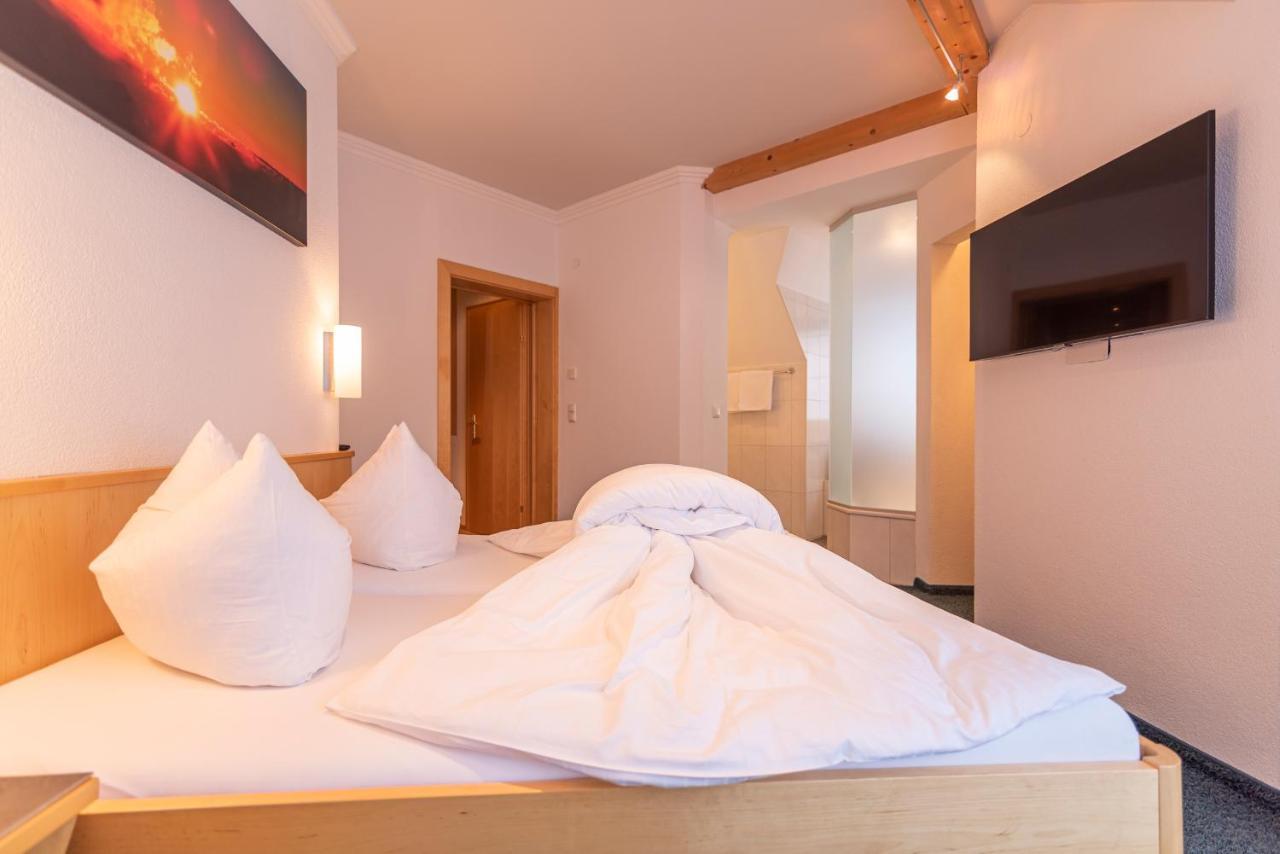 Hotel Garni Martina Ischgl Buitenkant foto