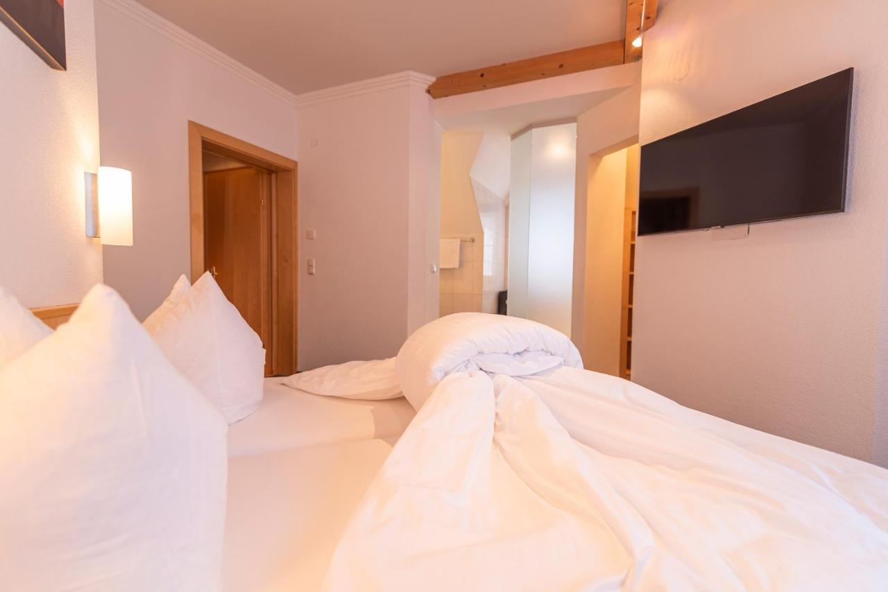 Hotel Garni Martina Ischgl Buitenkant foto