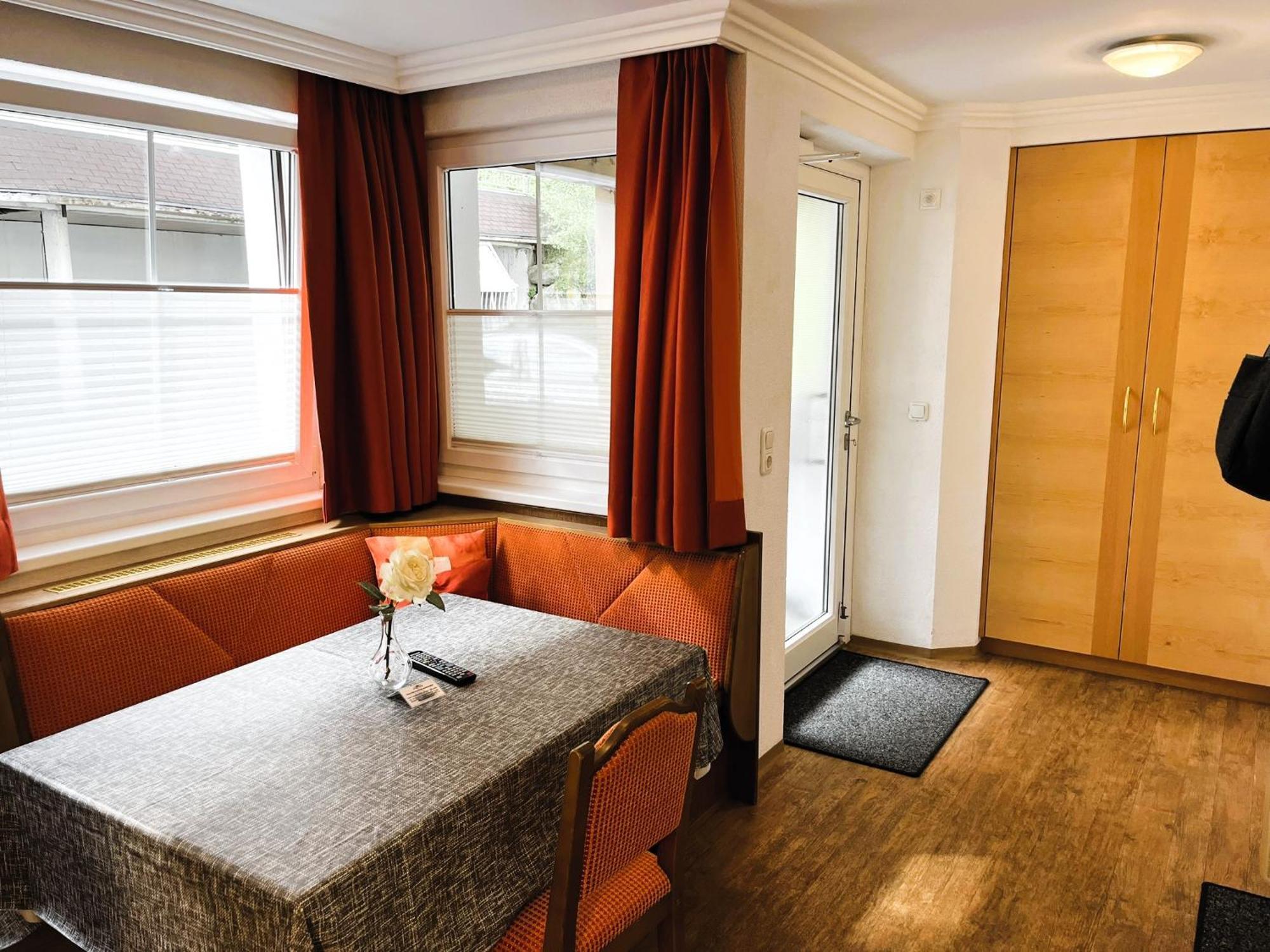 Hotel Garni Martina Ischgl Buitenkant foto