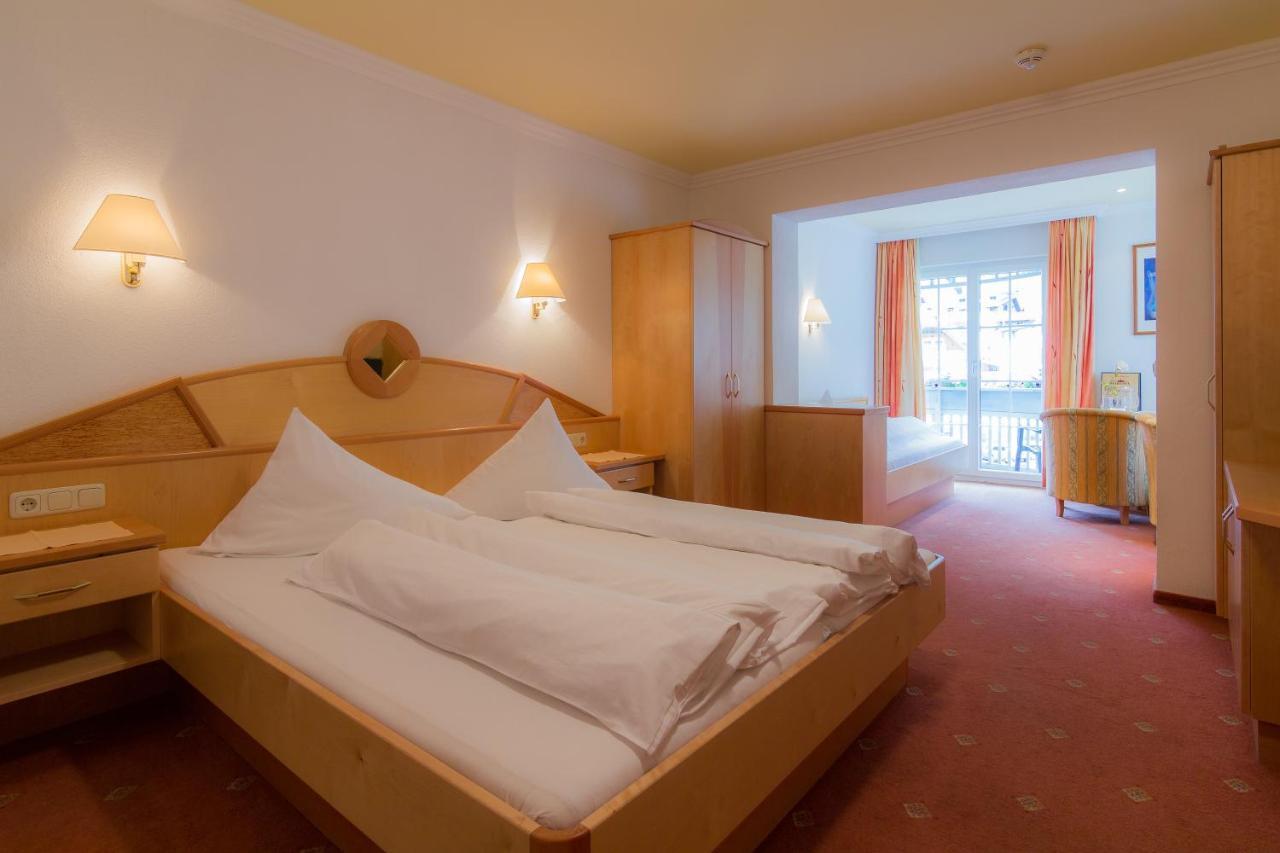 Hotel Garni Martina Ischgl Buitenkant foto