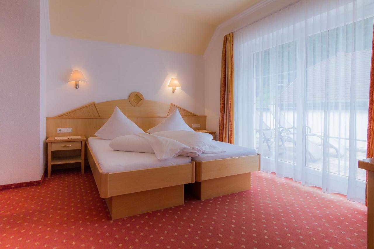 Hotel Garni Martina Ischgl Buitenkant foto