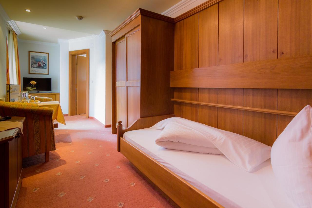 Hotel Garni Martina Ischgl Buitenkant foto